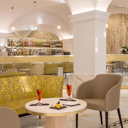 Shangri-la By Omnia Hotel Rom