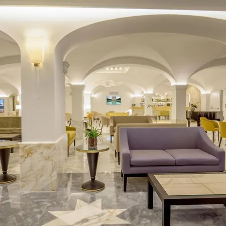 Shangri-la By Omnia Hotell 4*