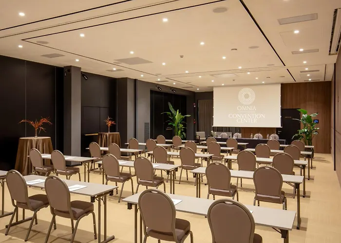 Shangri-la By Omnia Hotell 4*