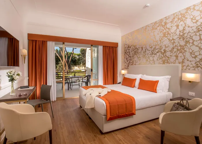 Shangri-la By Omnia 4*