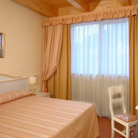 Szálloda Shangri-la By Omnia
