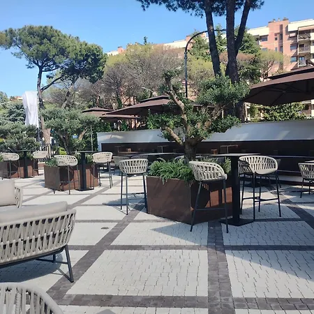 Hotel Shangri-la By Omnia Roma
